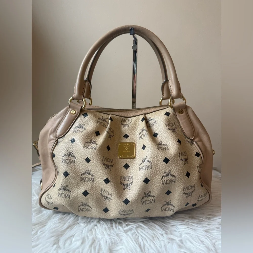 MCM Beige Visetos bag - Picture 1 of 16